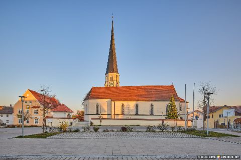 Gemeinde Wurmannsquick Landkreis Rottal-Inn Rogglfing Kirche Ort (Dirschl Johann) Deutschland PAN